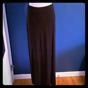 ❤️ White House Black Market Maxi Skirt